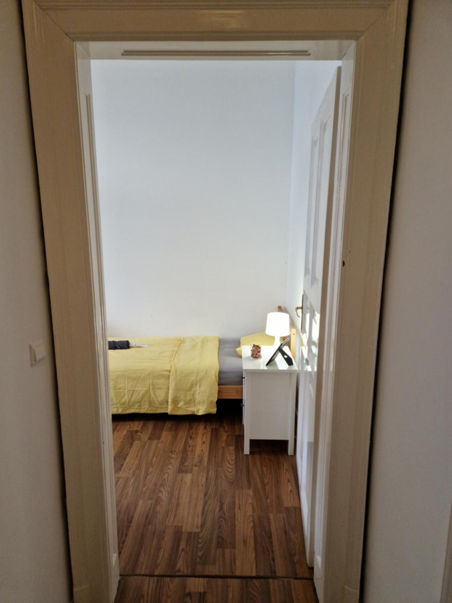 Peaceful Tribe Residence Budapest Bagian luar foto